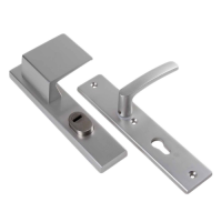 AMI veiligheidsbeslag duwer/kruk PC 72 LS met kerntrekbeveiliging (rechthoekig) - SKG*** AMI veiligheidsbeslag duwer/kruk PC 72 LS met kerntrekbeveiliging (rechthoekig) - SKG***