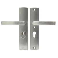 AXA Veiligheidsbeslag Curve Plus kruk Blok PC55 met kerntrekbeveiliging deurdikte 38 tot 58 mm SKG3 AXA Veiligheidsbeslag Curve Plus kruk Blok PC55 met kerntrekbeveiliging deurdikte 38 tot 58 mm SKG3